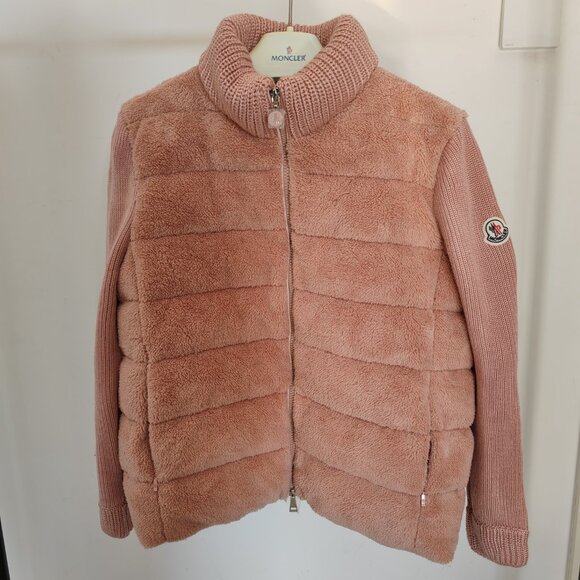 moncler A very beautiful and warm coat down-paneled faux fur and wool cardigan - Picture 2 of 12